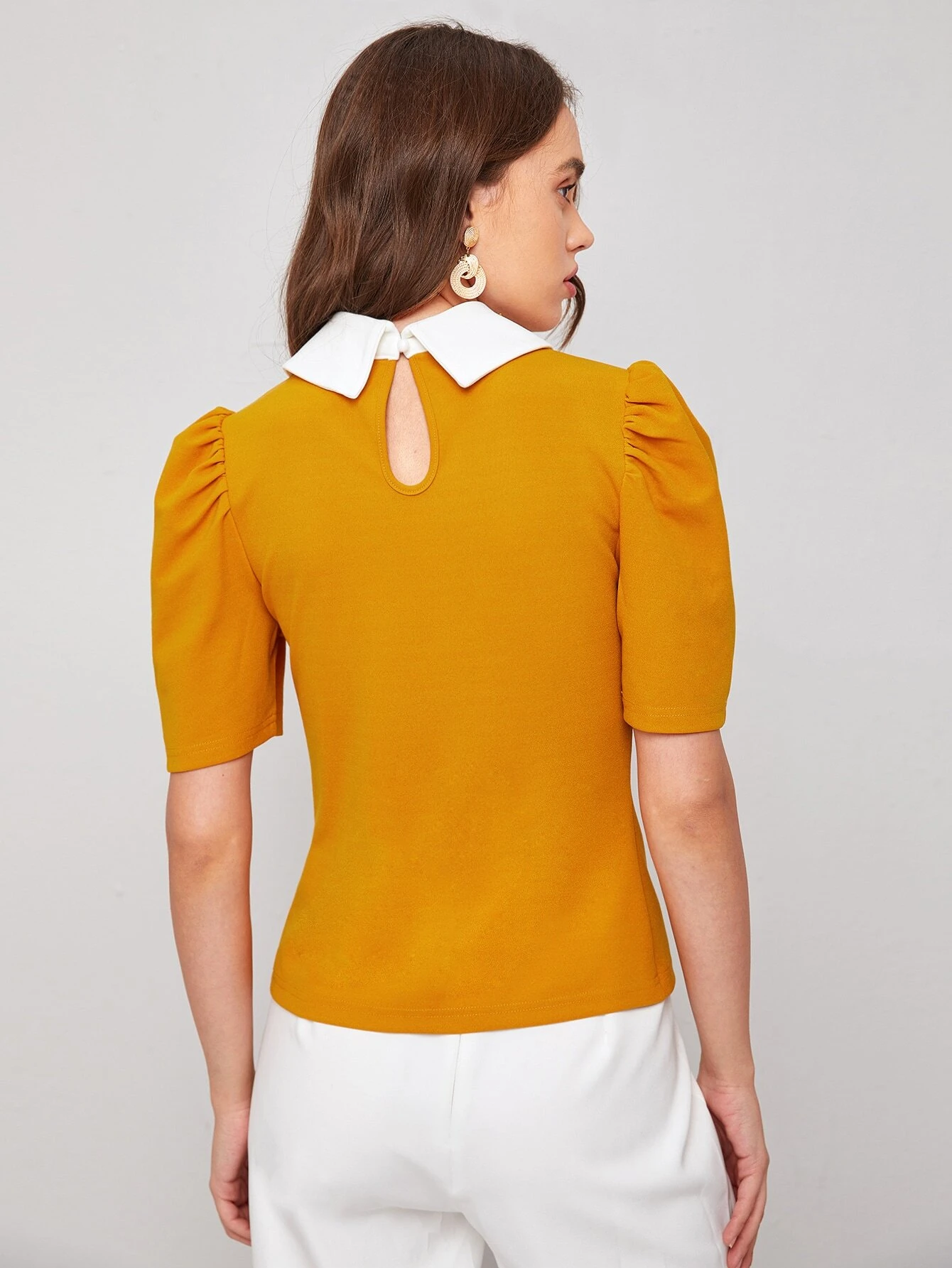 Contrast Floral Embroidered Collar Puff Sleeve Top