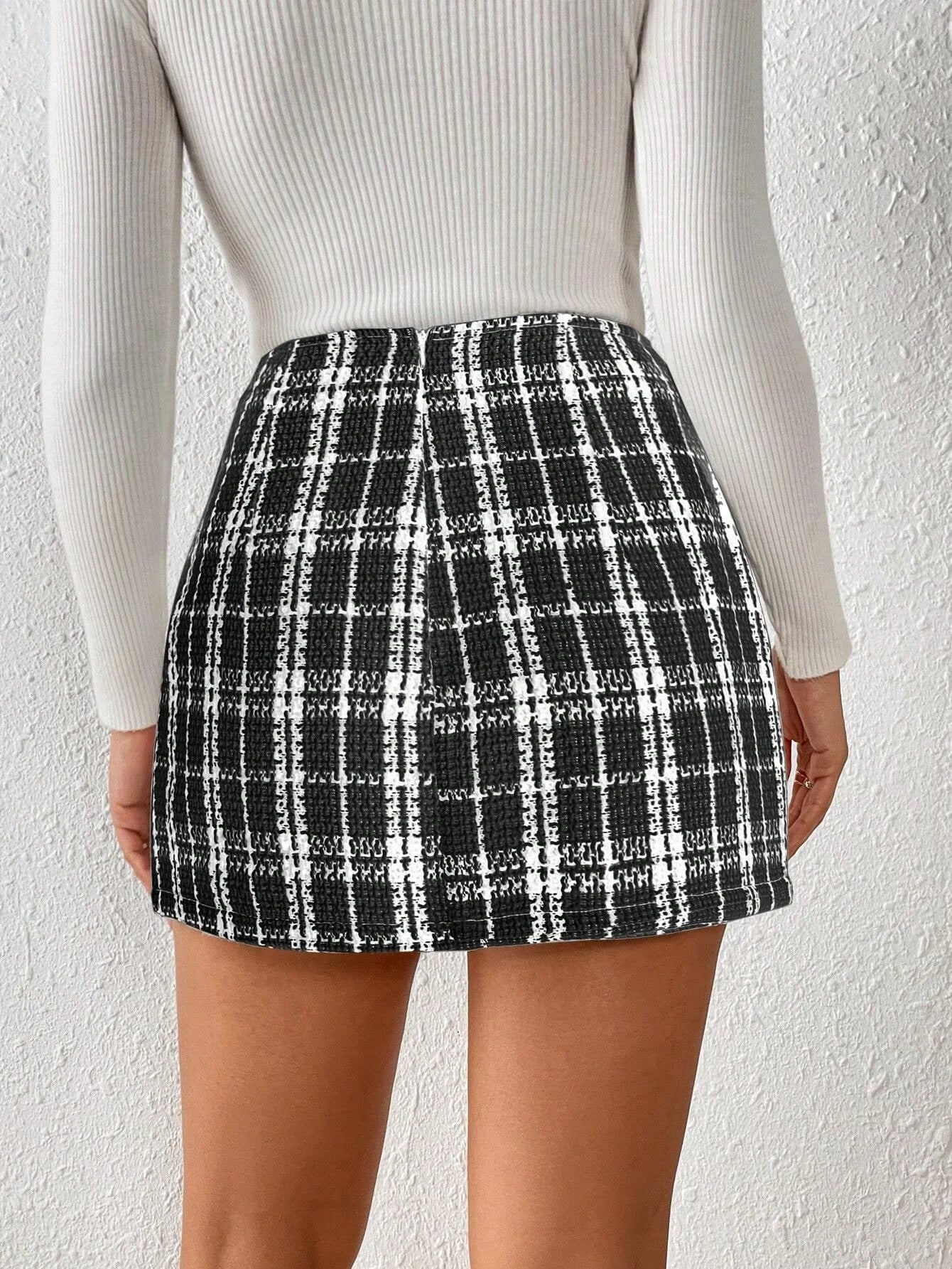Plaid Pattern Button Detail Tweed Skort