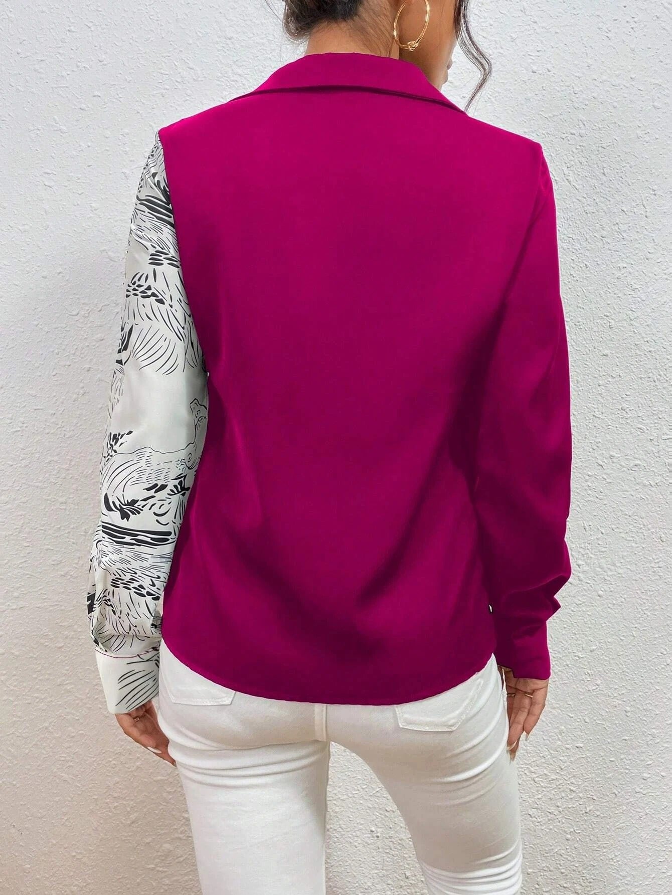 Graphic Print Twist Front Two Tone Shirt
