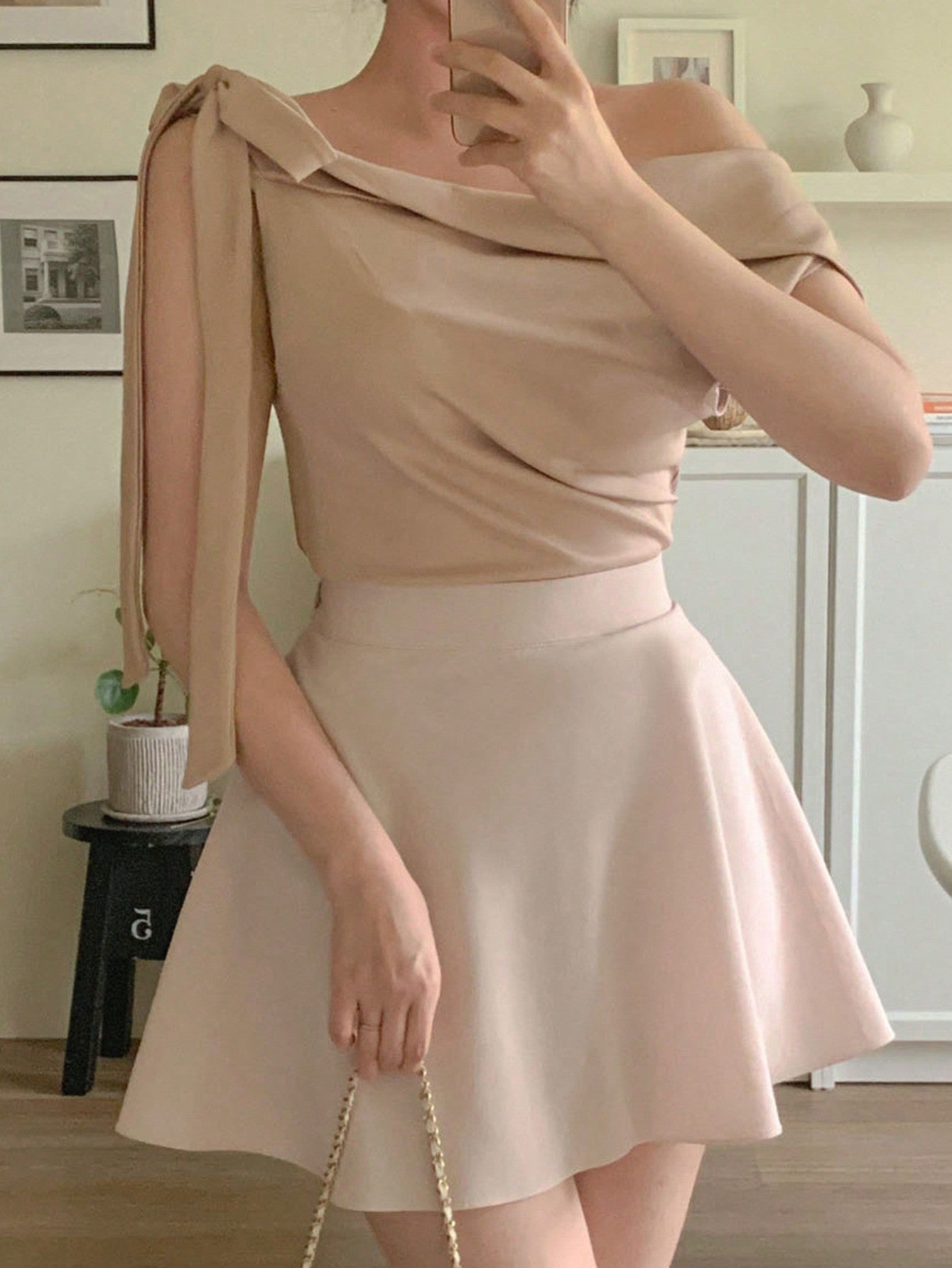 Solid Color Simple Daily Oblique-Shoulder Shirt
