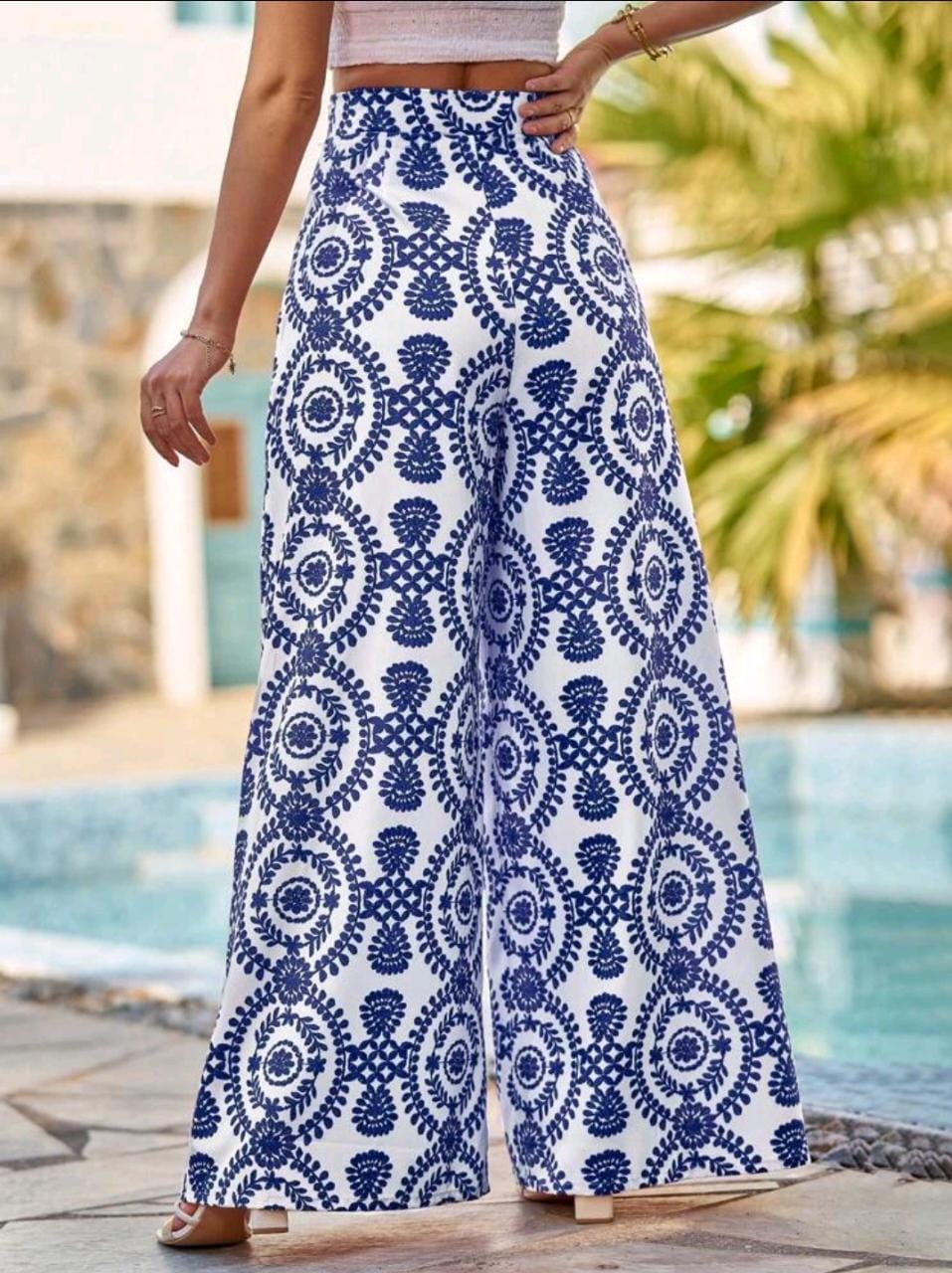 Allover Print Wide Leg Pants