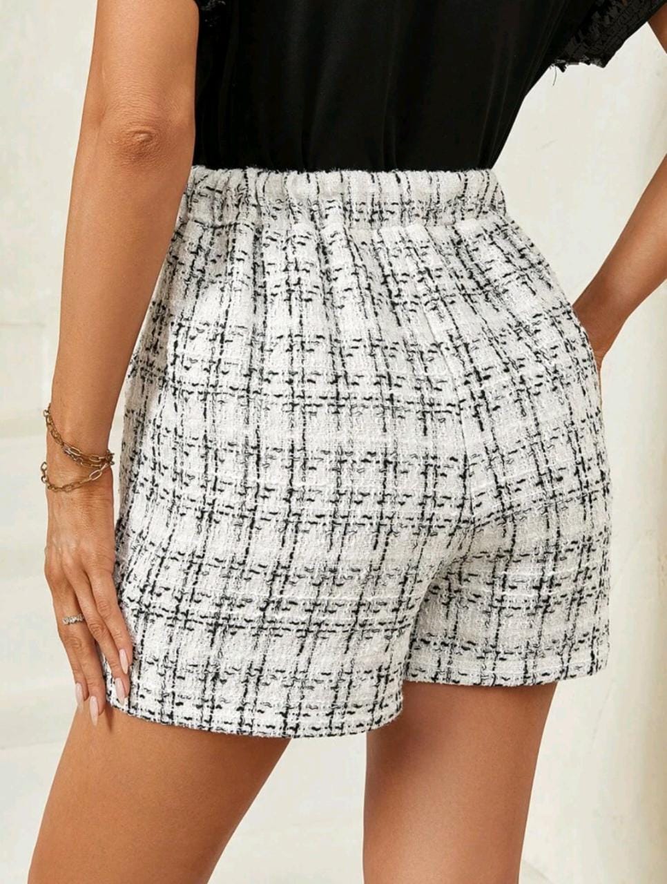 Plaid Print Slant Pocket Shorts