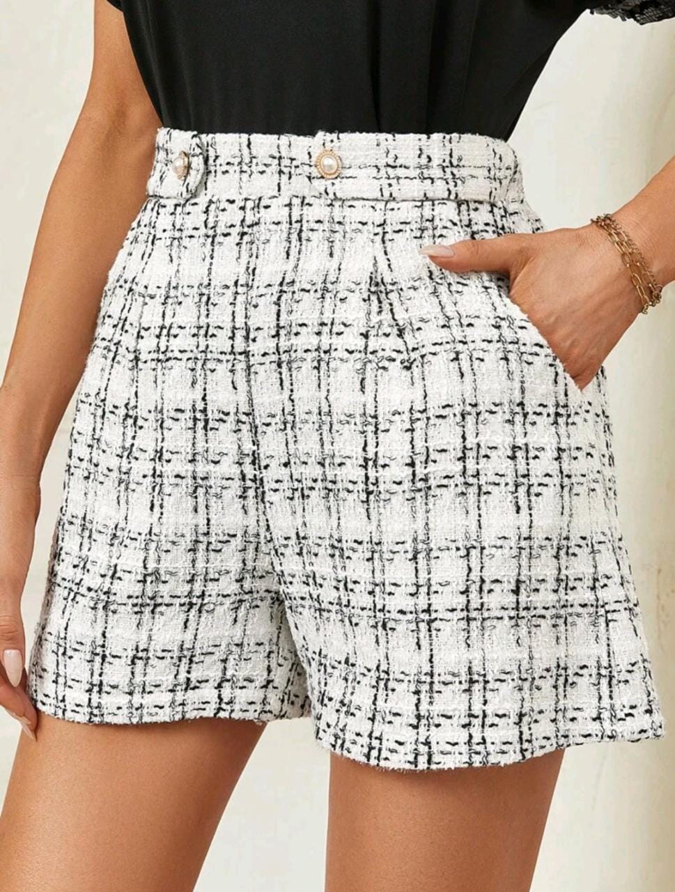 Plaid Print Slant Pocket Shorts