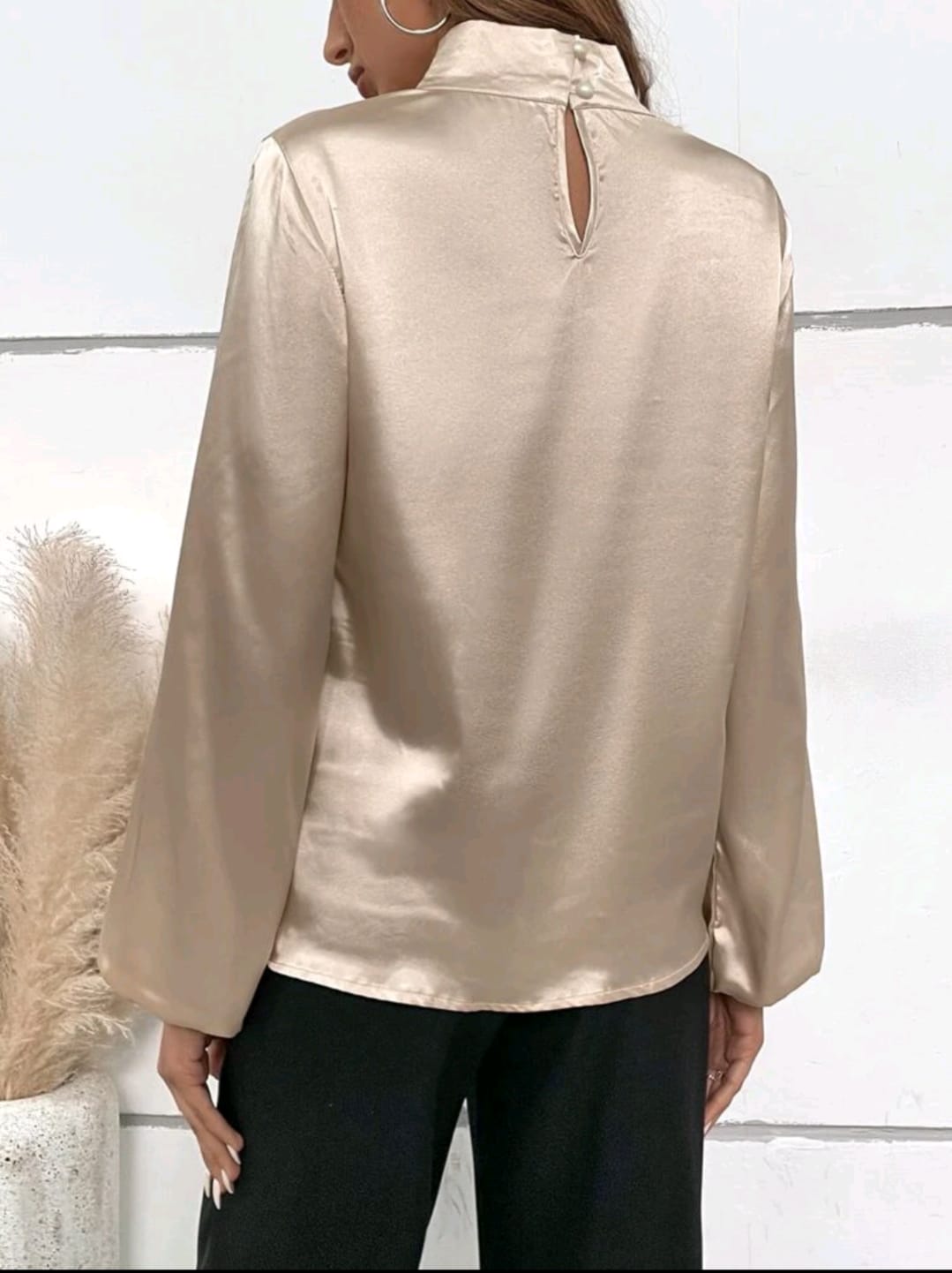 Keyhole Neckline Lantern Sleeve Satin Blouse