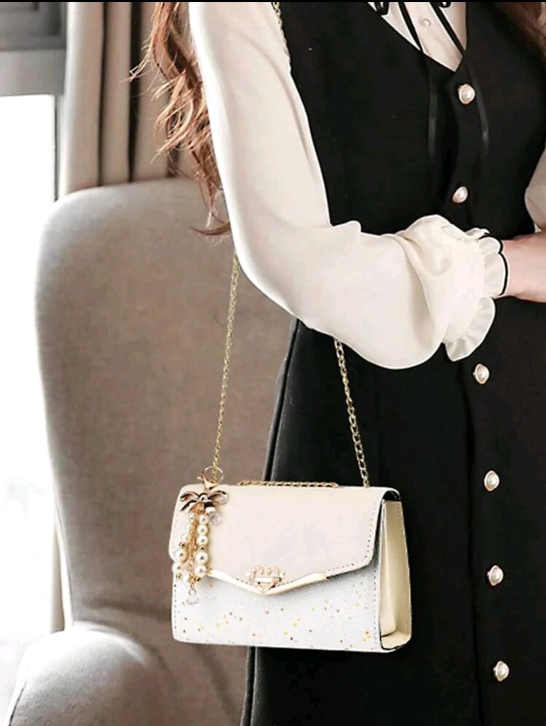 Pearl Decor Chain Crossbody Bag