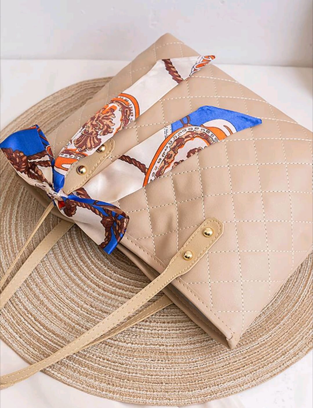 Vintage leather tote bag