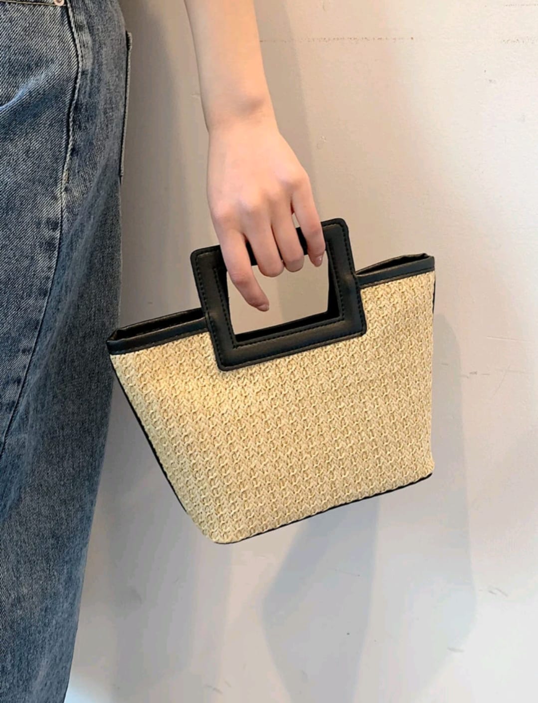 Contrast Binding Double Handle Straw Bag