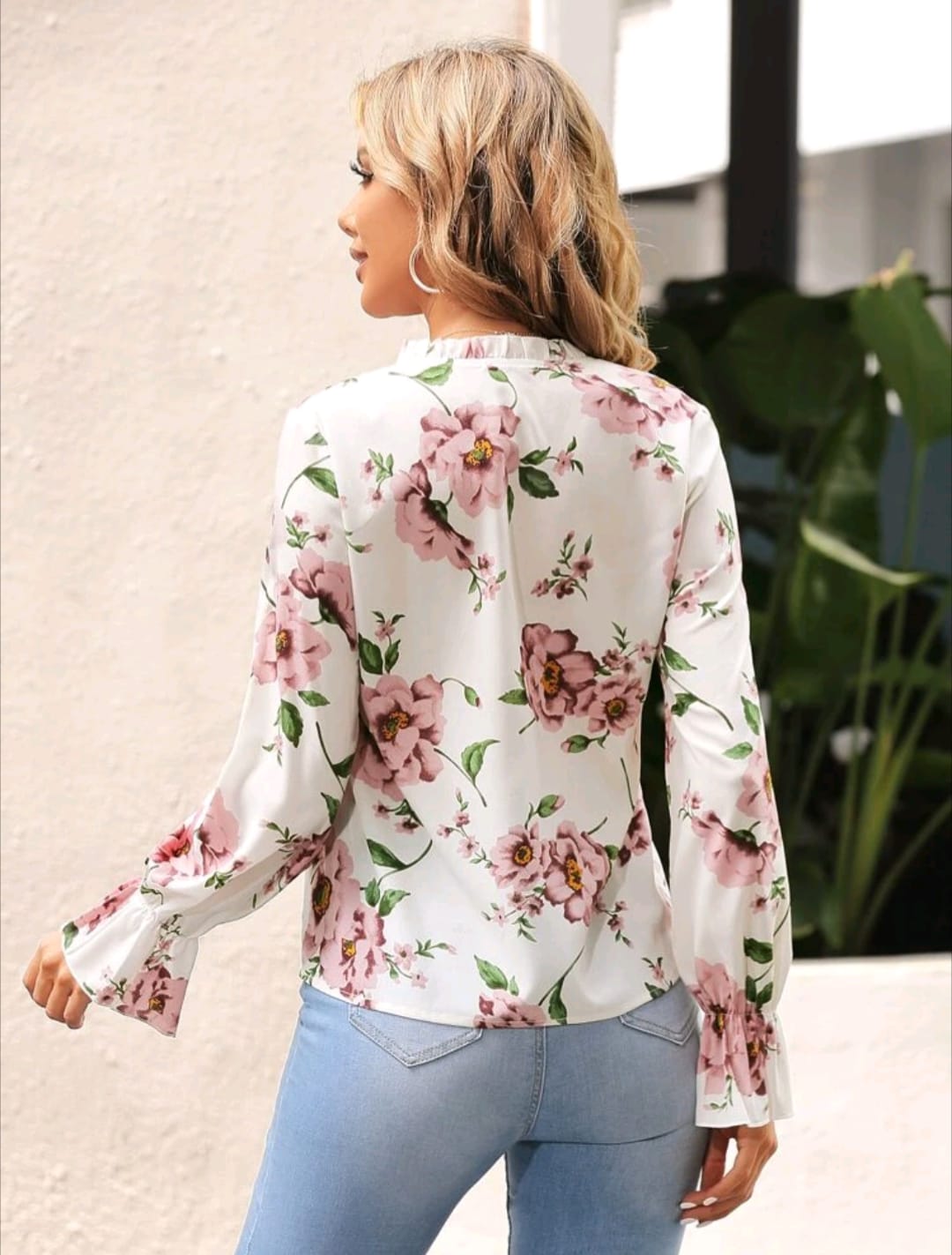 Floral Print Flounce Sleeve Blouse