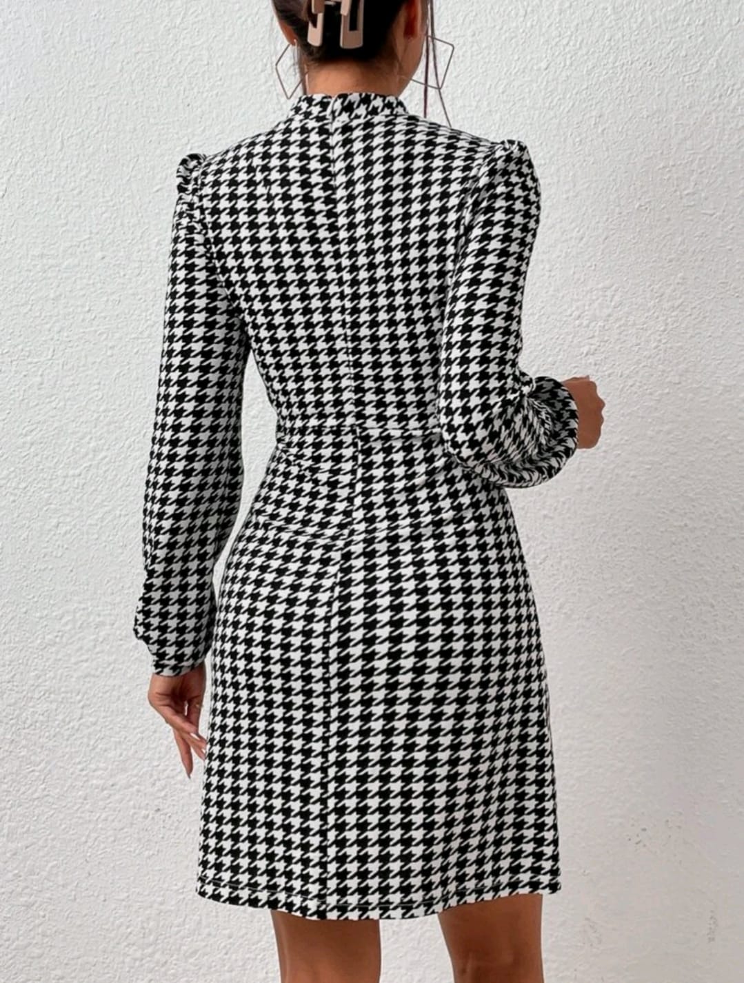 Houndstooth Print Sleeve Dress