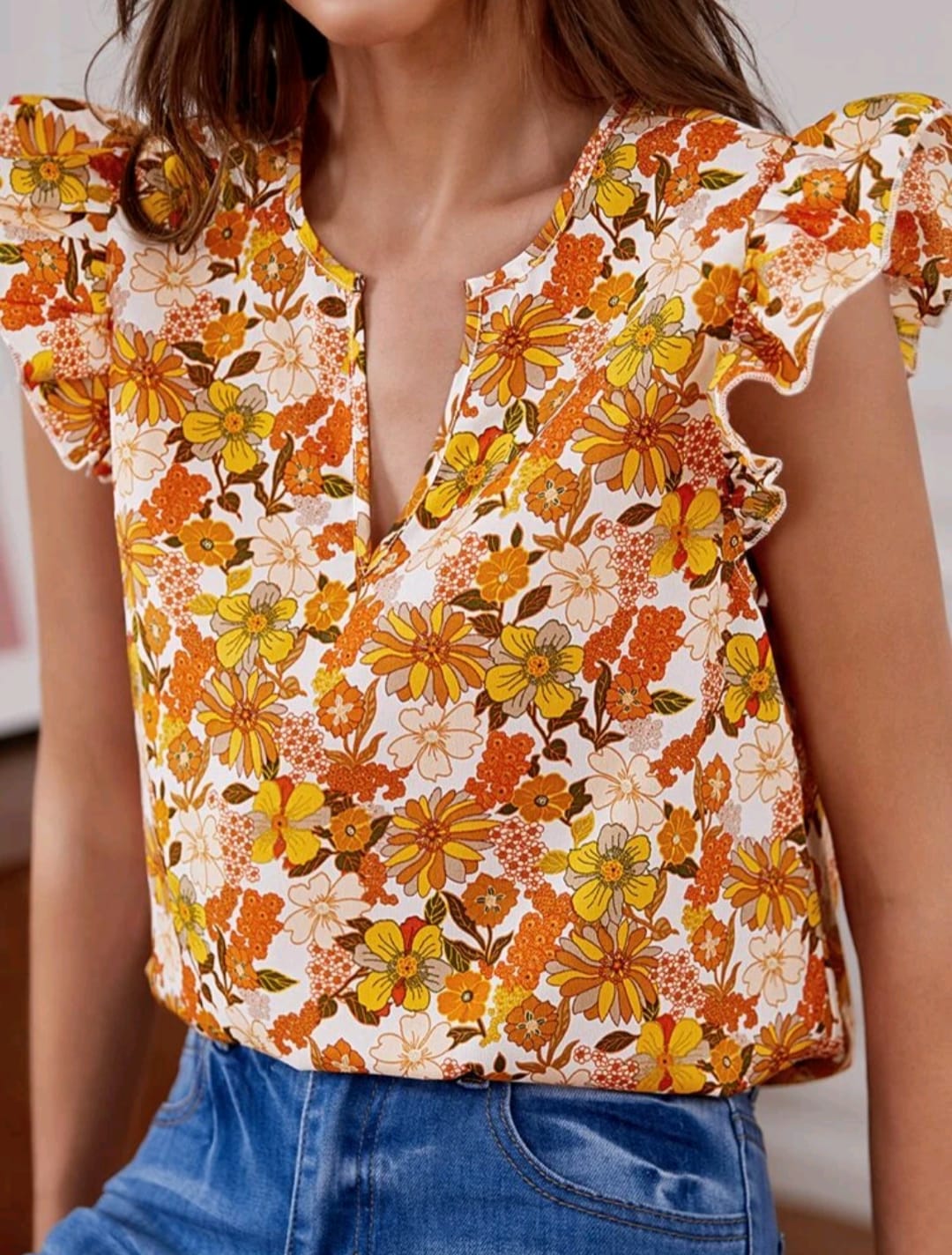 Floral Print Flutter Sleeve Popover Blouse