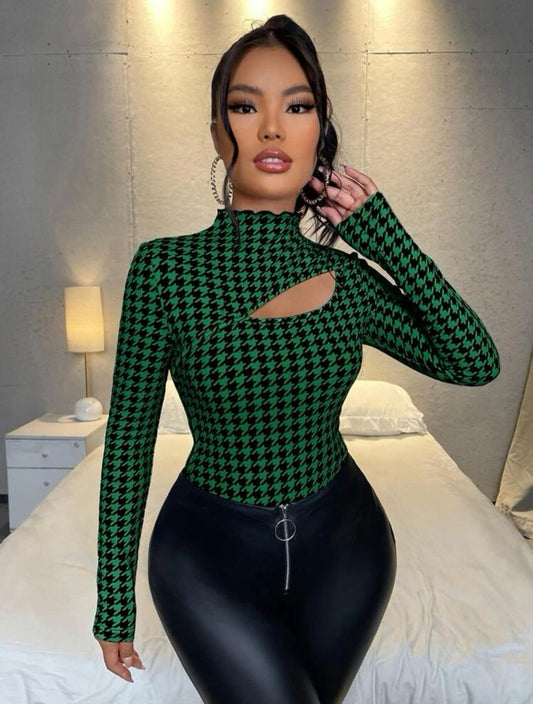 Houndstooth Print Lettuce Trim Cut Out Slim Tee