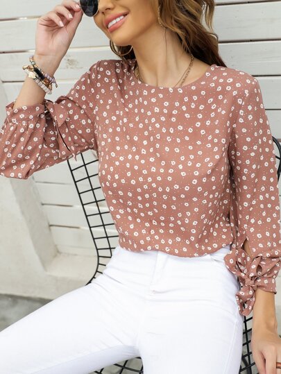 Ditsy Floral Knot Cuff Blouse
