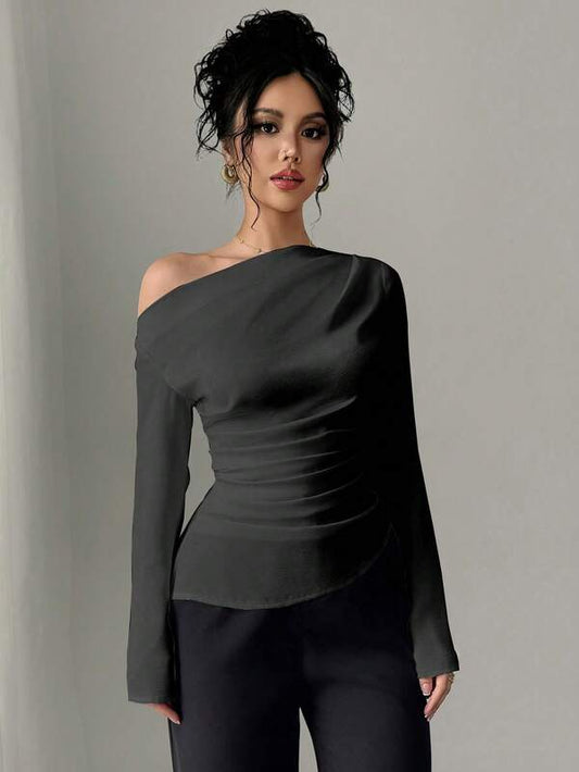Oblique Shoulder Solid Color Long Sleeve Pleated Blouse (Black)