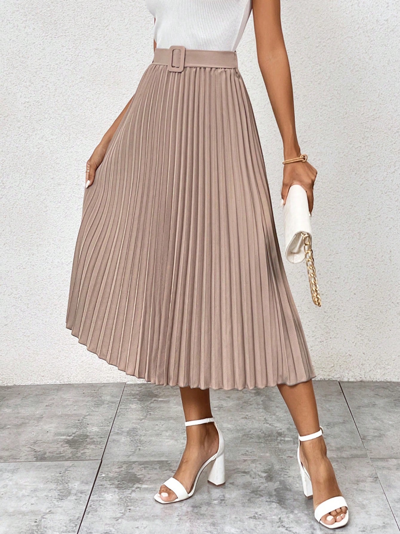Solid Belted Pleated Skirt