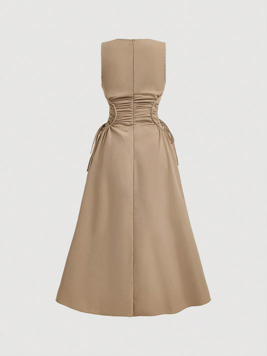 Lateral Cross Frenulum Solid Ruched Dress
