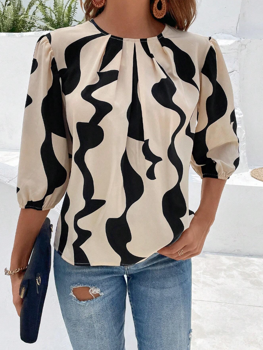 Graphic Print Plicated Detail Blouse