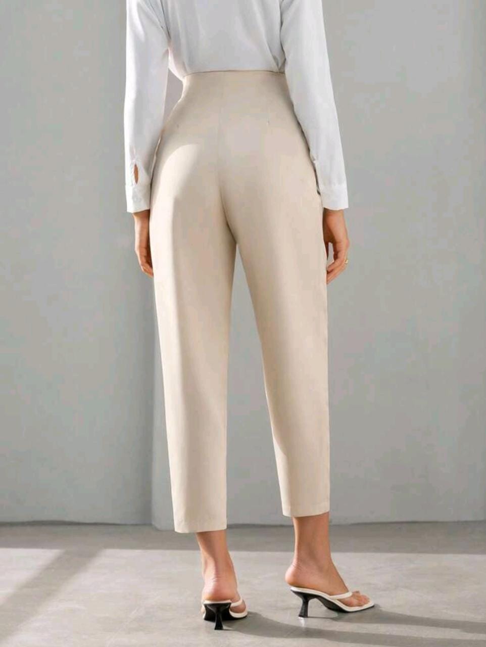 Solid Fold Pleated Detail Cropped Pants Workwear